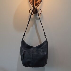 THE SAKElegant Navy Leather Shoulder Bag